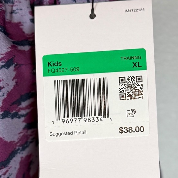 Nike One Girls Woven High-Waisted Shorts, Daybreak/Viotech/Vapour Green, Size XL - Picture 10 of 12